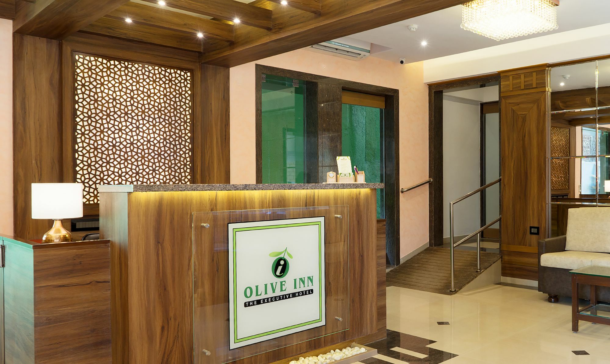 Treebo Olive Inn Mumbai Exterior foto